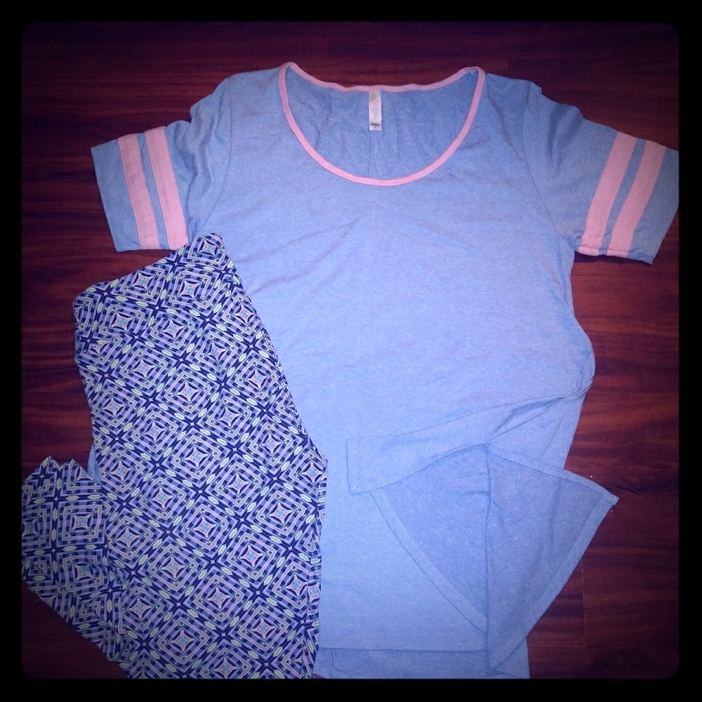 Lularoe Lg perfect tee & TC leggings outfit